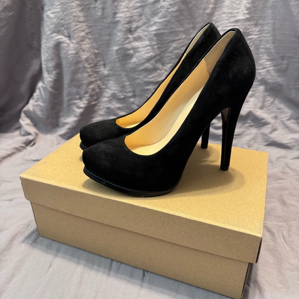 Guess Black High Heel Shoes Size 6.5